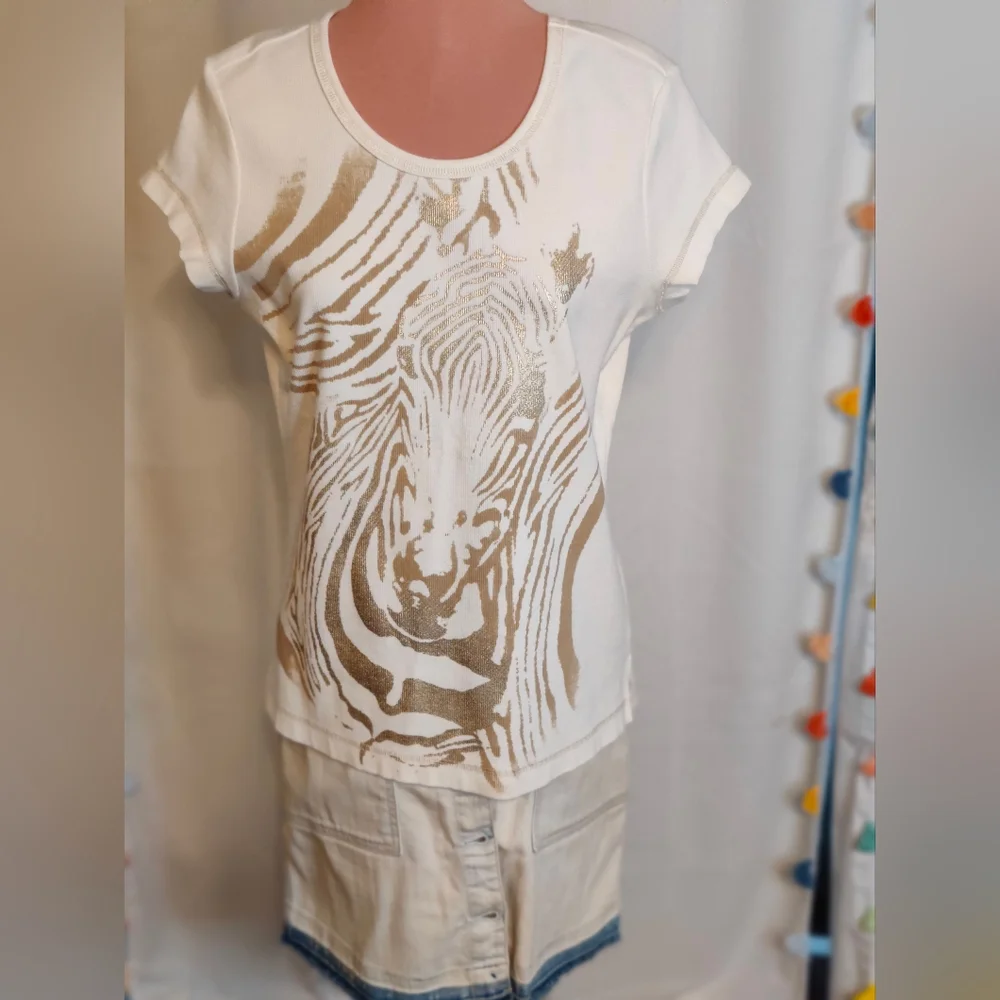 Vintage  upscale tee shirt Zebra foil look metallic 80s Dynasty  Sharon Young M